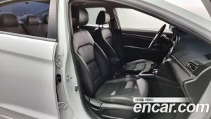 Hyundai AVANTE 1.6 2020 года из Южной Кореи