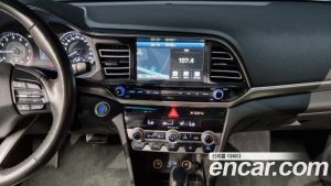 Hyundai AVANTE 1.6 2020 года из Южной Кореи