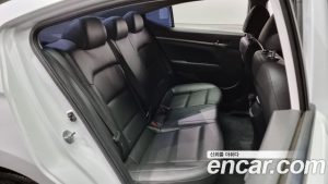 Hyundai AVANTE 1.6 2020 года из Южной Кореи