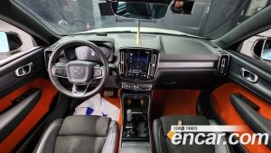 Volvo XC40 B4 R-디자인 2021 года из Южной Кореи