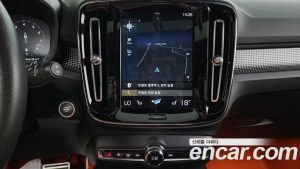 Volvo XC40 B4 R-디자인 2021 года из Южной Кореи