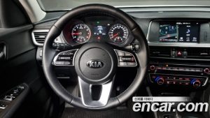 Kia K5 2.0 2020 года из Южной Кореи