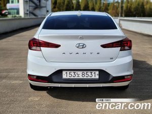 Hyundai AVANTE 1.6 2020 года из Южной Кореи