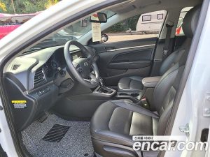 Hyundai AVANTE 1.6 2020 года из Южной Кореи
