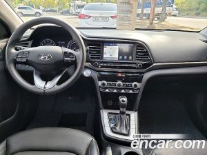 Hyundai AVANTE 1.6 2020 года из Южной Кореи