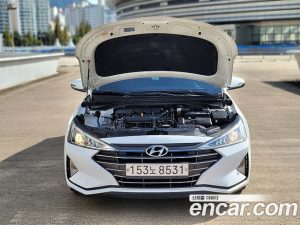 Hyundai AVANTE 1.6 2020 года из Южной Кореи