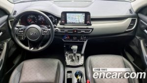 Kia Seltos Бензин 1.6 Turbo 2WD 2022 года из Южной Кореи