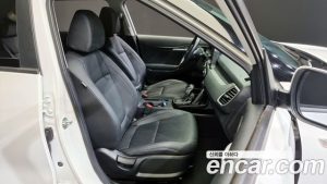 Kia Seltos Бензин 1.6 Turbo 2WD 2022 года из Южной Кореи