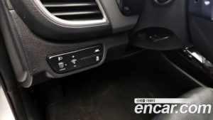 Kia Seltos Бензин 1.6 Turbo 2WD 2022 года из Южной Кореи
