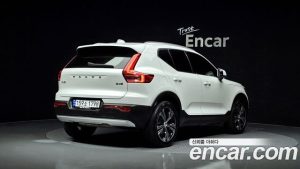 Volvo XC40 B4 Inscription 2021 года из Южной Кореи