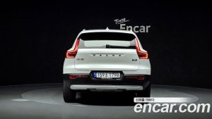 Volvo XC40 B4 Inscription 2021 года из Южной Кореи
