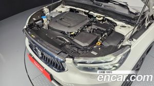 Volvo XC40 B4 Inscription 2021 года из Южной Кореи