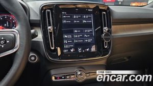 Volvo XC40 B4 Inscription 2021 года из Южной Кореи