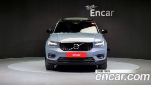 Volvo XC40 T4 R-디자인 2020 года из Южной Кореи