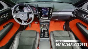Volvo XC40 T4 R-디자인 2020 года из Южной Кореи