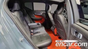 Volvo XC40 T4 R-디자인 2020 года из Южной Кореи