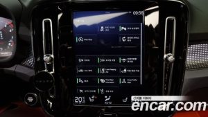 Volvo XC40 T4 R-디자인 2020 года из Южной Кореи