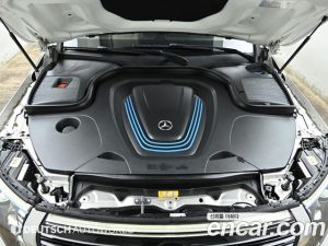 Mercedes-Benz EQC EQC400 4MATIC 2020 года из Южной Кореи