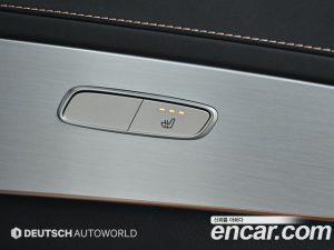 Mercedes-Benz EQC EQC400 4MATIC 2020 года из Южной Кореи