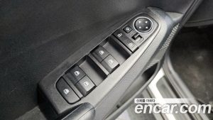 Kia Seltos Бензин 1.6 Turbo 2WD 2022 года из Южной Кореи