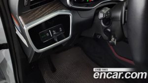 Audi A6 45 TFSI 4WD Premium 2021 года из Южной Кореи