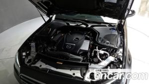 Mercedes-Benz E-Class E250 Exclusive 2021 года из Южной Кореи