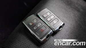Land Rover Discovery Sport D150 S 2020 года из Южной Кореи