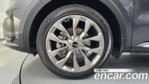 Kia Sorento Дизель 2.2 2WD 2022 года из Южной Кореи