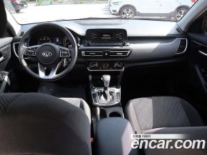 Kia Seltos Дизель 1.6 2WD 2020 года из Южной Кореи