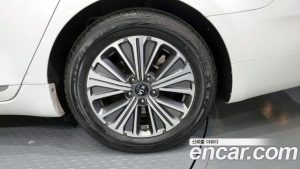 Kia K7 Noblesse 2020 года из Южной Кореи