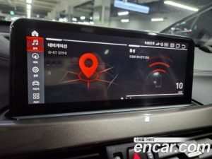 BMW X1 xDrive 20i xLine 2021 года из Южной Кореи