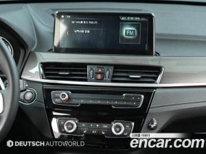 BMW X1 xDrive 20i xLine 2021 года из Южной Кореи