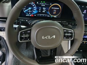 Kia Carnival Бензин 7-Seater HI-Limousine 2023 года из Южной Кореи