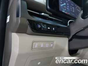 Kia Carnival Бензин 7-Seater HI-Limousine 2023 года из Южной Кореи
