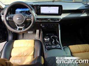 Kia K5 2.0 2020 года из Южной Кореи
