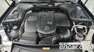 Mercedes-Benz CLS-Class CLS300d 4MATIC 2023 года из Южной Кореи