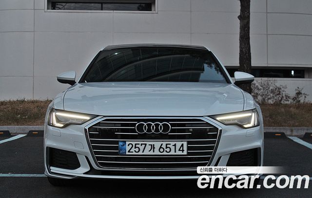 Audi A6 45 TFSI 2020 года из Кореи