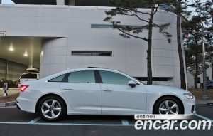 Audi A6 45 TFSI 2020 года из Южной Кореи