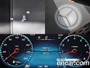 Mercedes-Benz GLC-Class GLC300 4MATIC Premium 2020 года из Южной Кореи