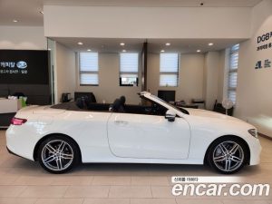 Mercedes-Benz E-Class E220d Cabriolet 2020 года из Южной Кореи
