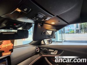 Mercedes-Benz E-Class E220d Cabriolet 2020 года из Южной Кореи