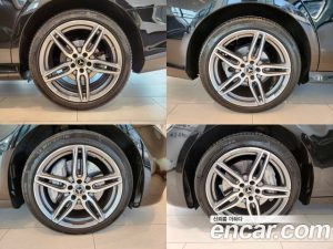 Mercedes-Benz E-Class E300 4MATIC AMG Line 2020 года из Южной Кореи
