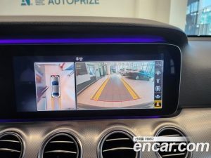 Mercedes-Benz E-Class E300 4MATIC AMG Line 2020 года из Южной Кореи