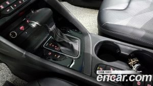 Kia Niro 1.6 HEV 2020 года из Южной Кореи