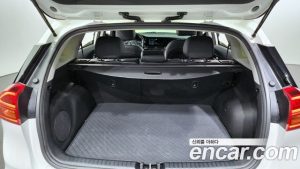 Kia Niro 1.6 HEV 2020 года из Южной Кореи