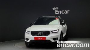 Volvo XC40 B4 R-디자인 2021 года из Южной Кореи