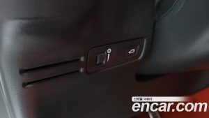 Volvo XC40 B4 R-디자인 2021 года из Южной Кореи