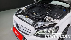 Mercedes-Benz C-Class C200 2020 года из Южной Кореи