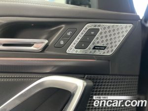 BMW X1 sDrive 18d M Sport 2023 года из Южной Кореи