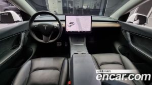 Tesla Model Y Performance 2021 года из Южной Кореи